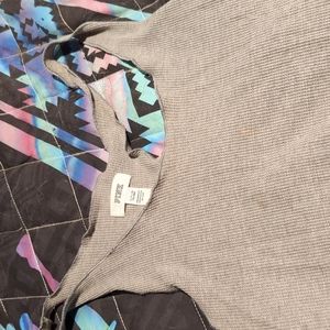 Sleep or lounge wear